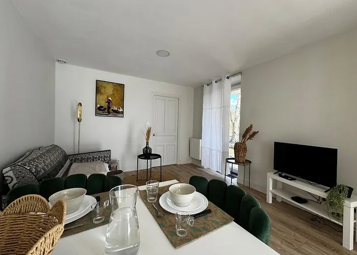 L Oustal D Henri Escale Chaleureuse Luc