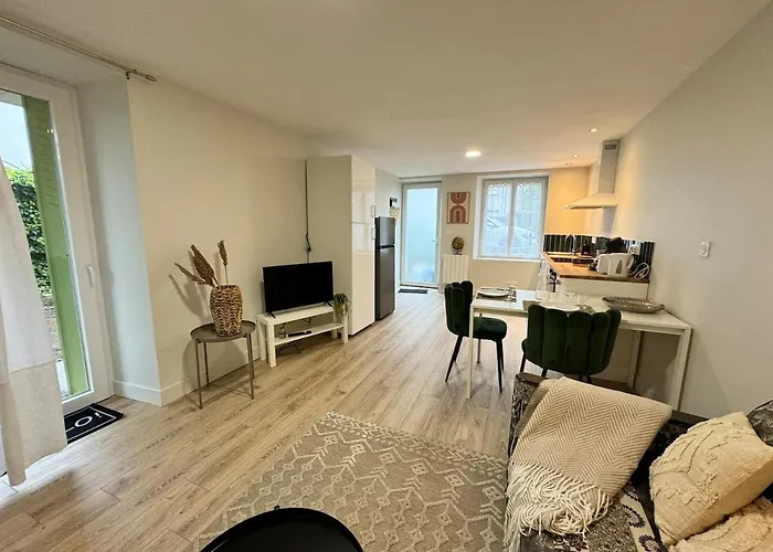 L Oustal D Henri Escale Chaleureuse Luc